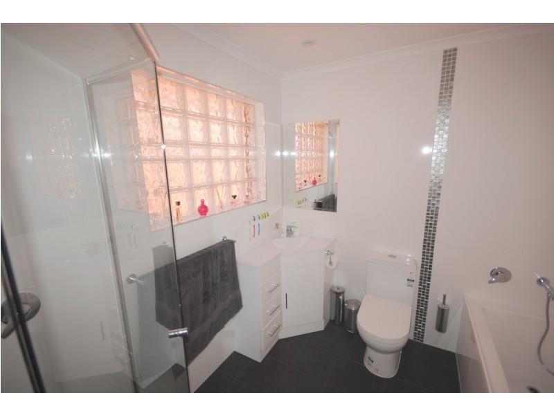 12 Lennox Drive, Paralowie SA 5108