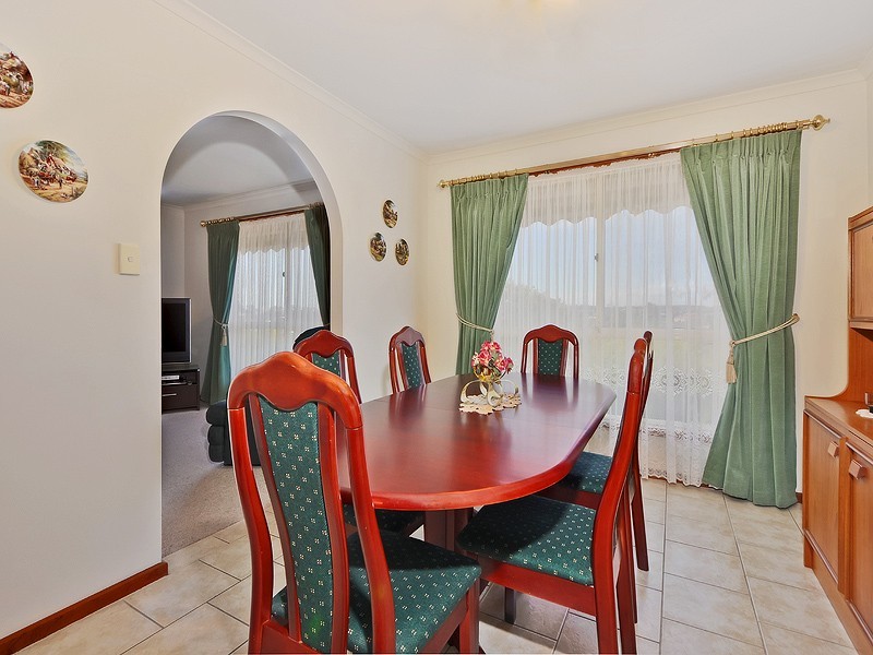 1 Gould Court, Golden Grove SA 5125