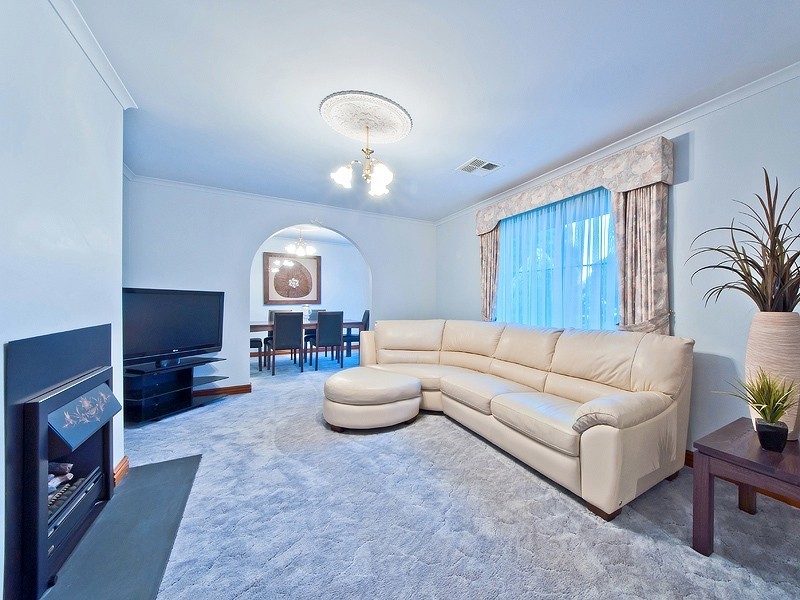 9 Old Tawny Close, Wynn Vale SA 5127