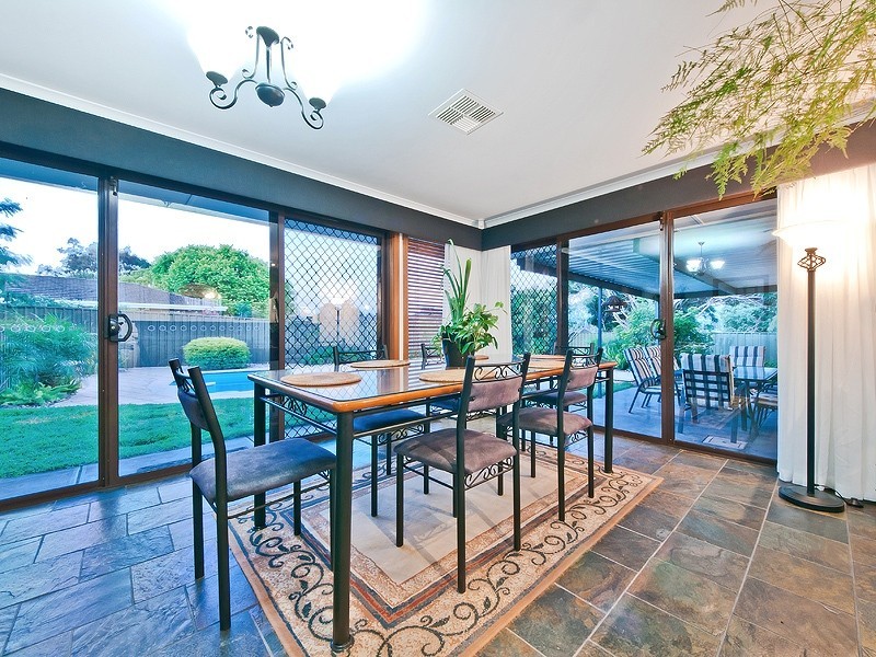 9 Old Tawny Close, Wynn Vale SA 5127