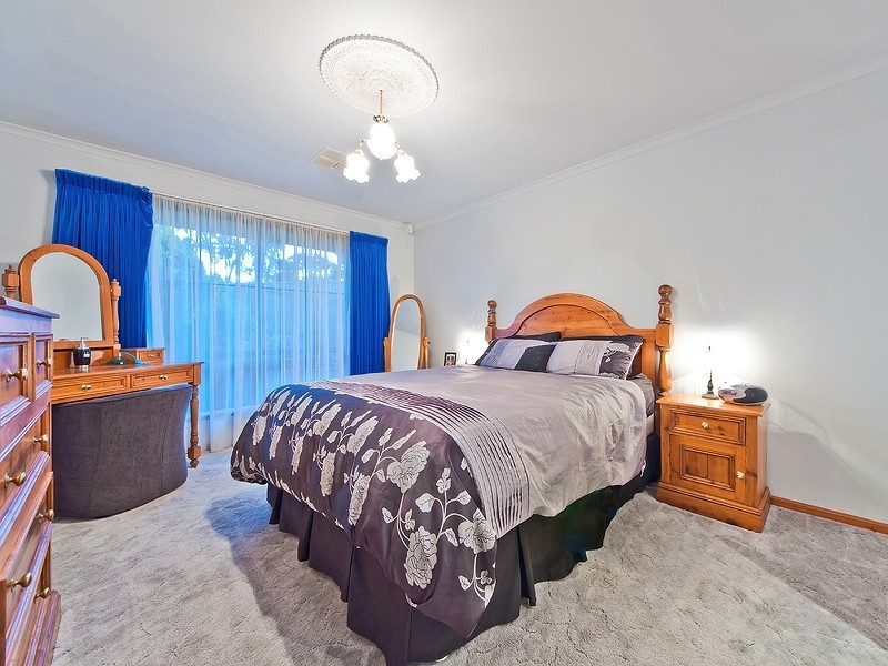 9 Old Tawny Close, Wynn Vale SA 5127