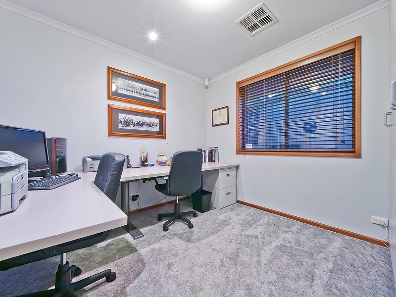 9 Old Tawny Close, Wynn Vale SA 5127