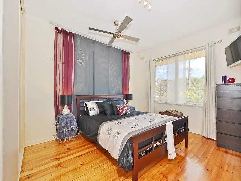 21 Nottingham Crescent, Valley View SA 5093