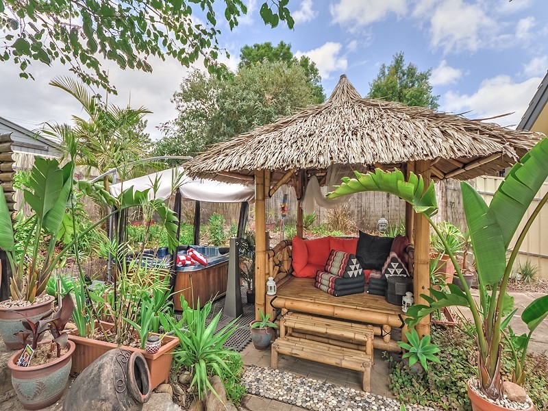 21 Nottingham Crescent, Valley View SA 5093