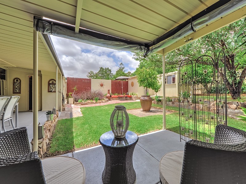 21 Nottingham Crescent, Valley View SA 5093