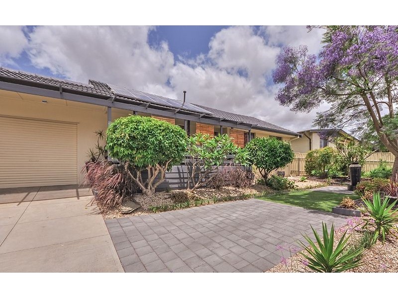 21 Nottingham Crescent, Valley View SA 5093