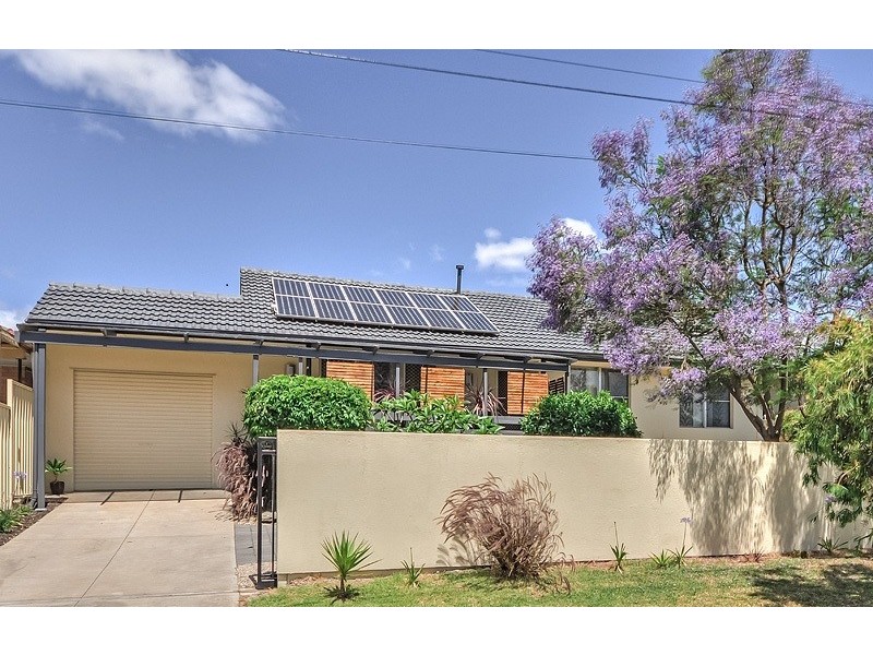 21 Nottingham Crescent, Valley View SA 5093
