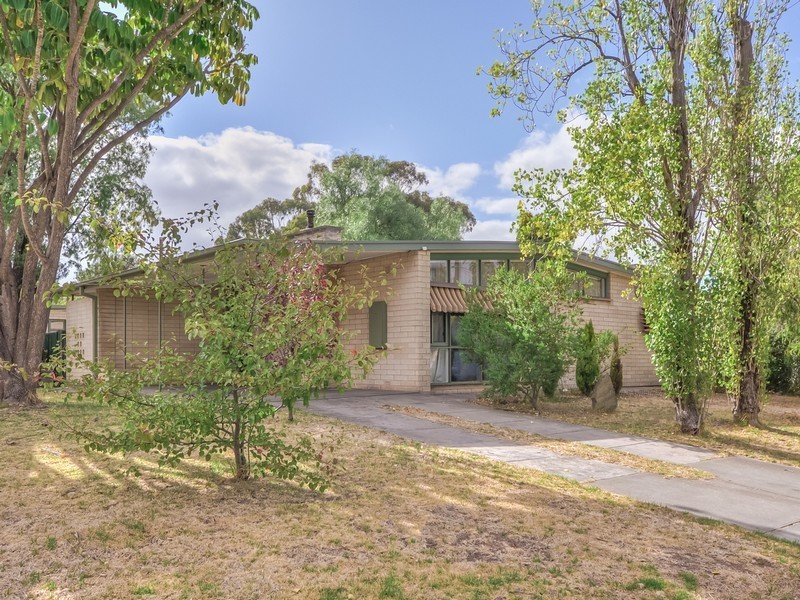 1 Ferrier Avenue, Fairview Park SA 5126