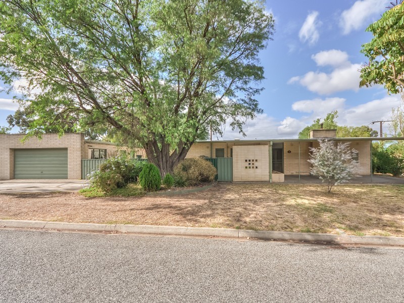 1 Ferrier Avenue, Fairview Park SA 5126