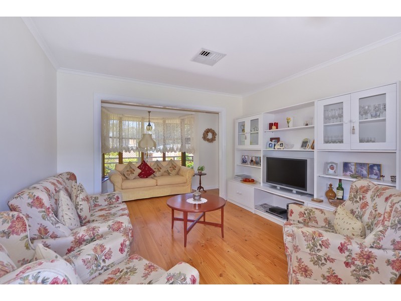 5 Snead Crescent, Fairview Park SA 5126