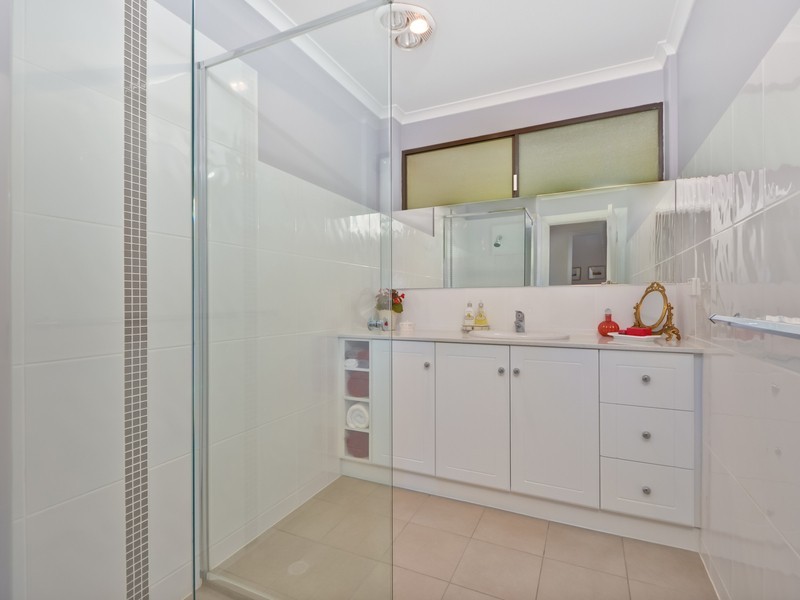 5 Snead Crescent, Fairview Park SA 5126