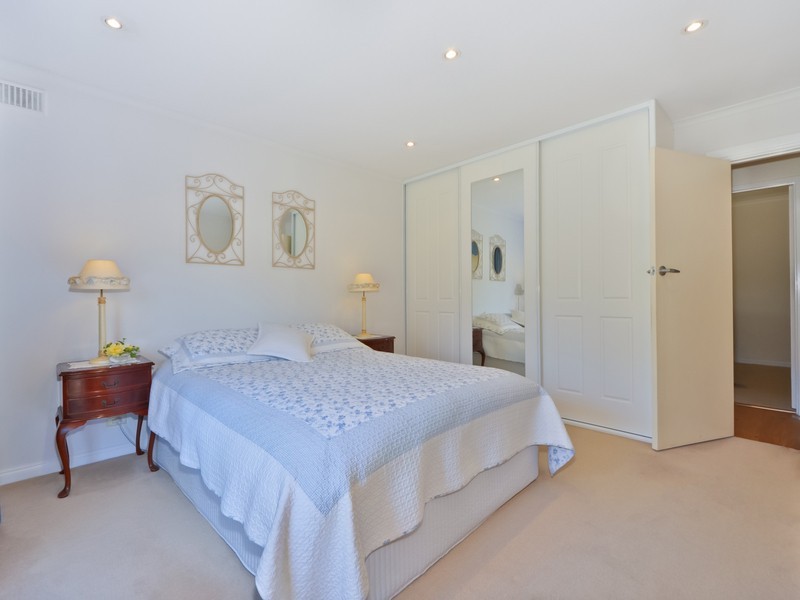 5 Snead Crescent, Fairview Park SA 5126