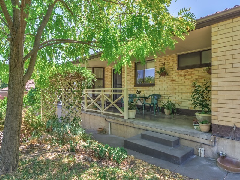 5 Snead Crescent, Fairview Park SA 5126