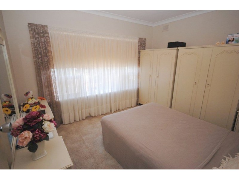 17 Cremin Street, Fairview Park SA 5126