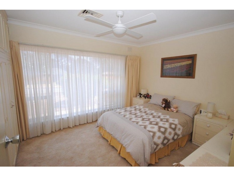 17 Cremin Street, Fairview Park SA 5126