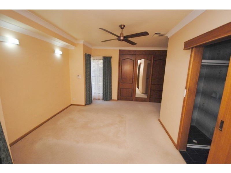 1 Christina Avenue, Hope Valley SA 5090