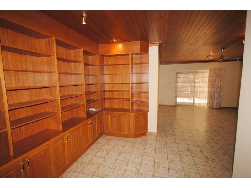 1 Christina Avenue, Hope Valley SA 5090