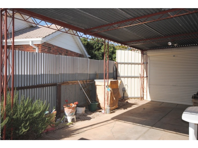 28 Joel Crescent, Elizabeth Vale SA 5112