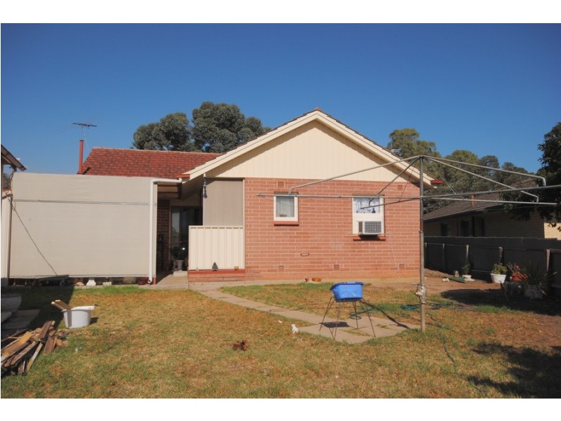 28 Joel Crescent, Elizabeth Vale SA 5112