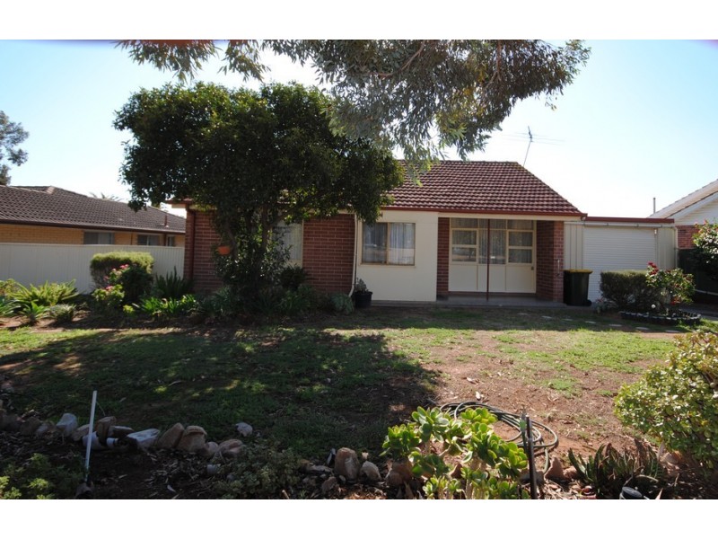 28 Joel Crescent, Elizabeth Vale SA 5112