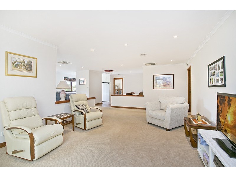 12 Huppatz Court, Wynn Vale SA 5127