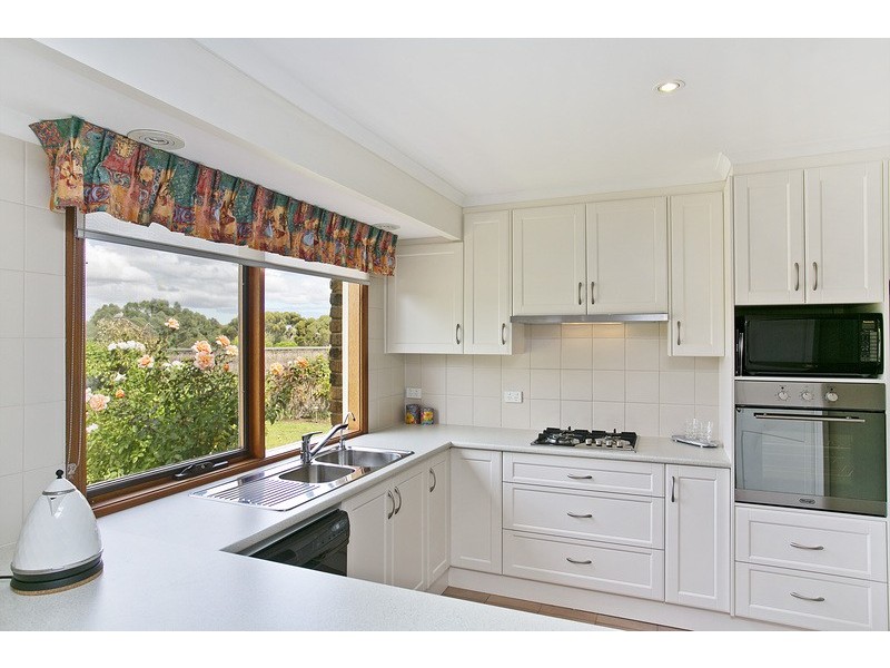 12 Huppatz Court, Wynn Vale SA 5127