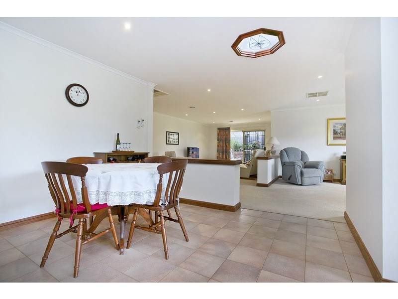 12 Huppatz Court, Wynn Vale SA 5127