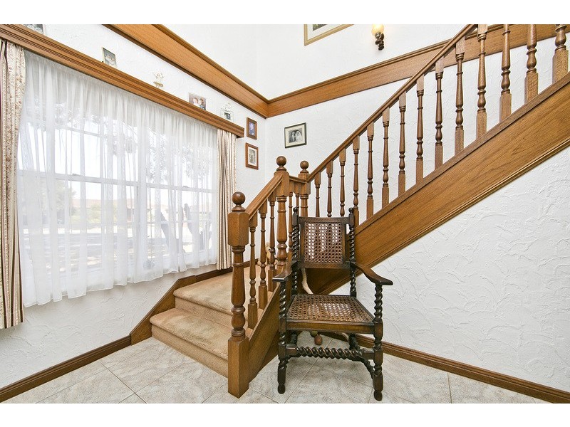 2 Whiting Road, St Agnes SA 5097