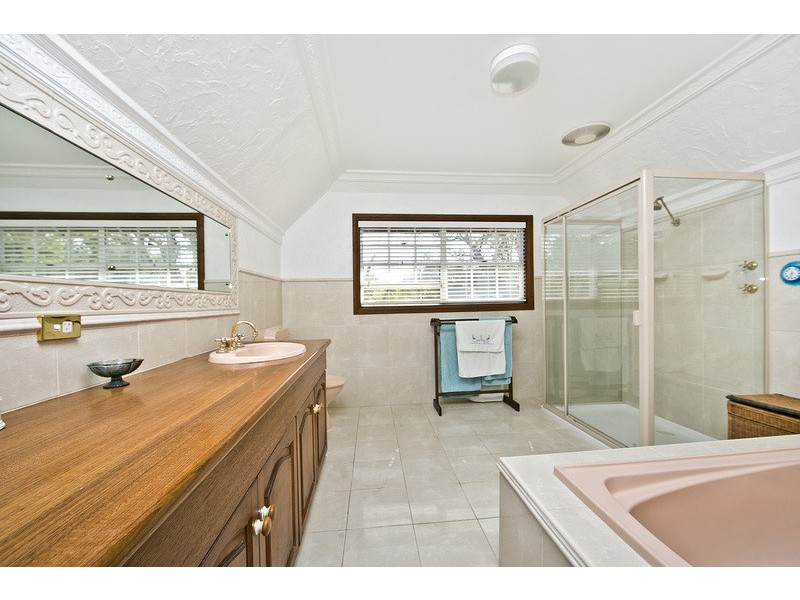 2 Whiting Road, St Agnes SA 5097