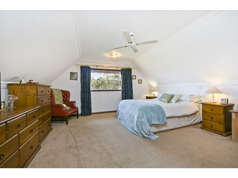 2 Whiting Road, St Agnes SA 5097