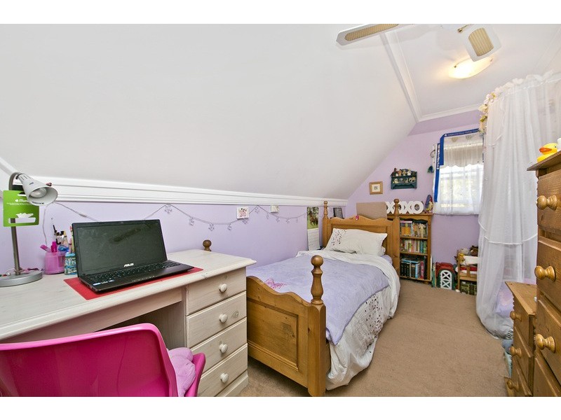 2 Whiting Road, St Agnes SA 5097