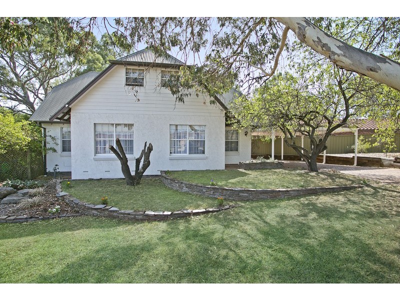 2 Whiting Road, St Agnes SA 5097