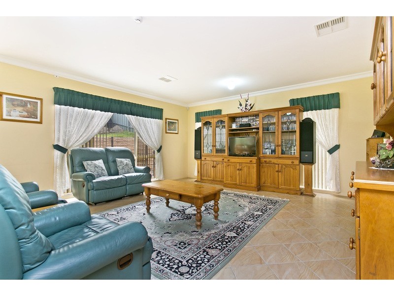 28 Linear Park Drive, Highbury SA 5089