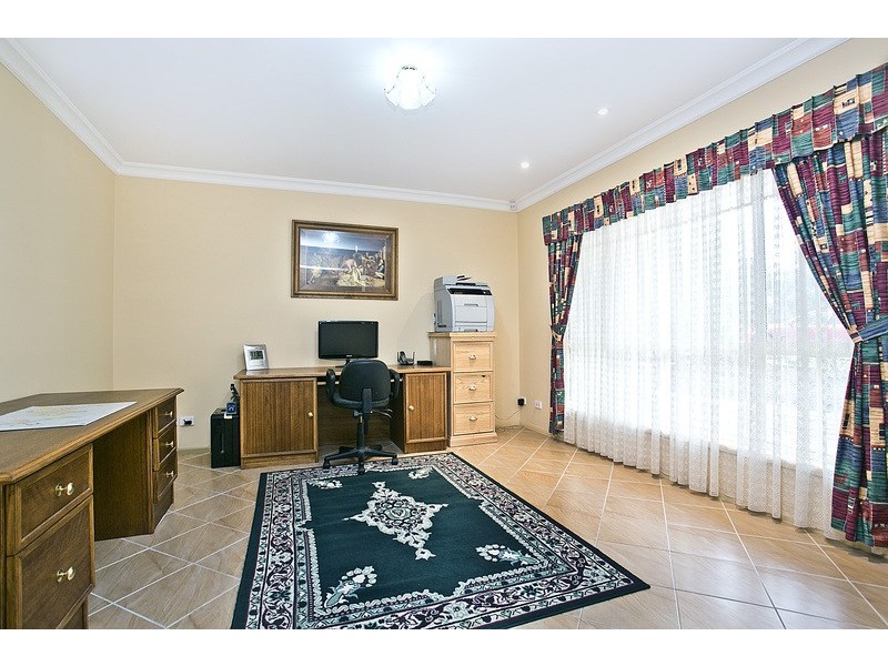 28 Linear Park Drive, Highbury SA 5089