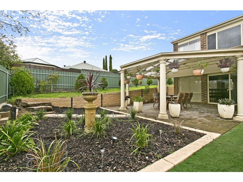 28 Linear Park Drive, Highbury SA 5089