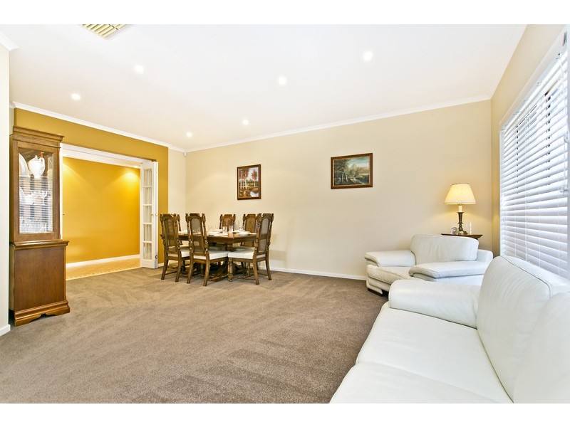 11 Lipson Reach Road, Gulfview Heights SA 5096