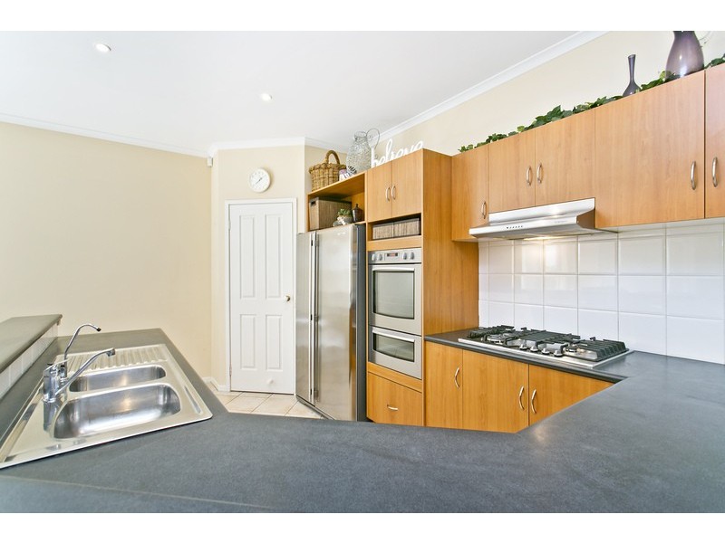 11 Lipson Reach Road, Gulfview Heights SA 5096