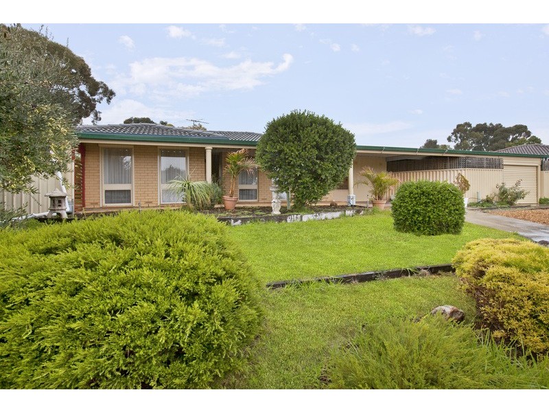 11 Wongabeena Drive, Surrey Downs SA 5126