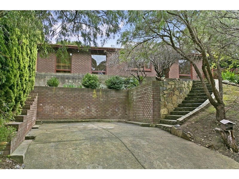 9 Amanda Drive, Surrey Downs SA 5126