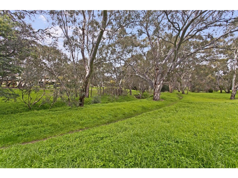 9 Amanda Drive, Surrey Downs SA 5126