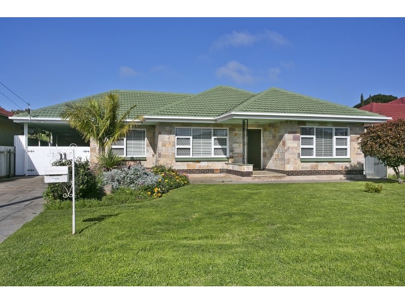 11 Worthley Road, Findon SA 5023
