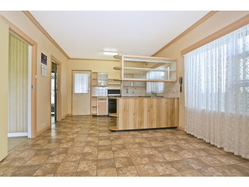 11 Worthley Road, Findon SA 5023