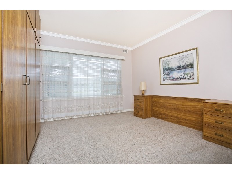 11 Worthley Road, Findon SA 5023