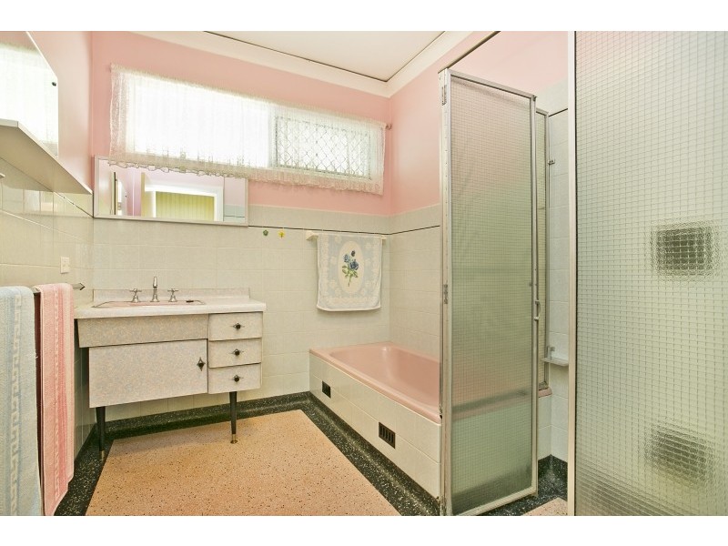 11 Worthley Road, Findon SA 5023