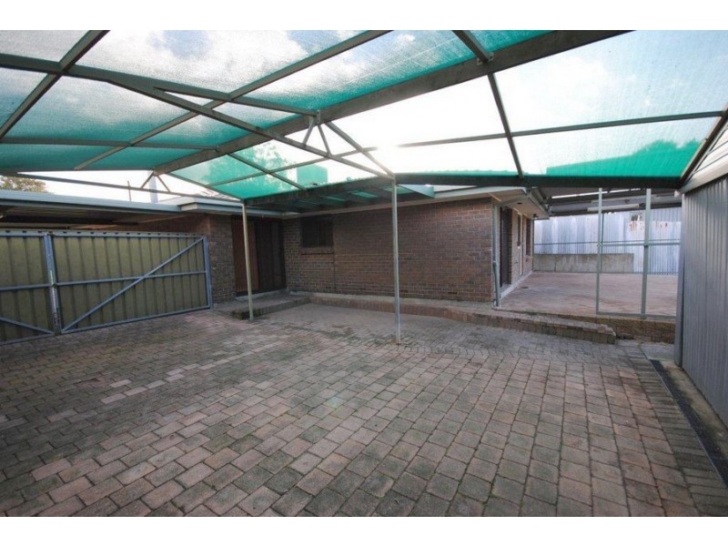 5 Carribean Terrace, Para Hills SA 5096