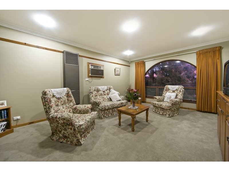 32 Far View Crescent, Ridgehaven SA 5097