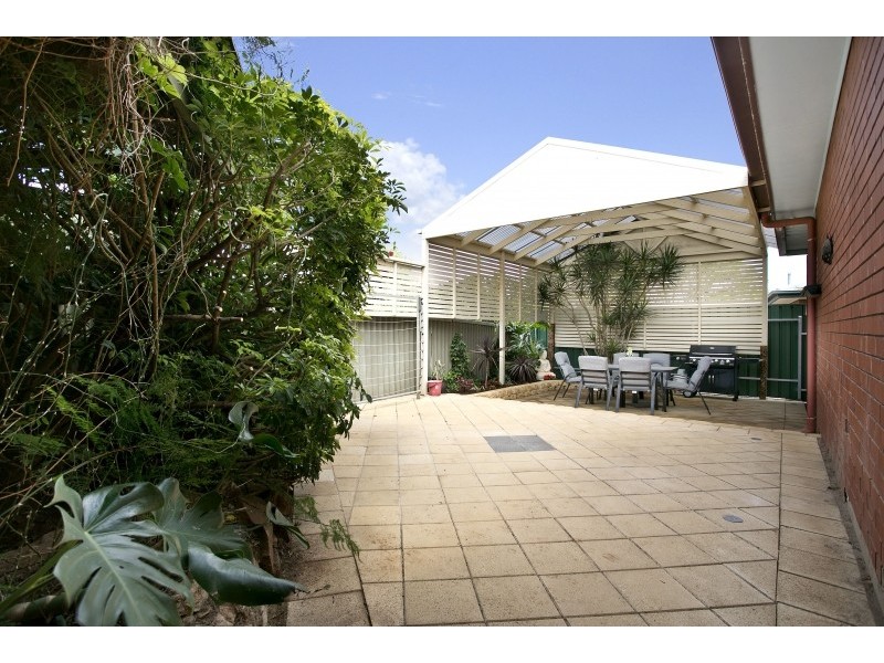 25 De Sassenay Crescent, Modbury Heights SA 5092