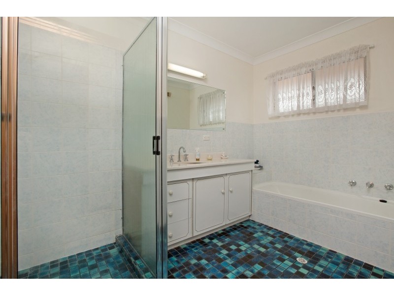 48 Minnamurra Drive, Redwood Park SA 5097