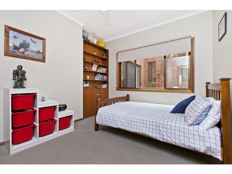 68 Hamilton Road, Fairview Park SA 5126