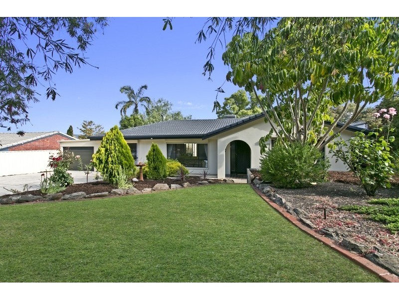 4 Cockatoo Street, Modbury Heights SA 5092
